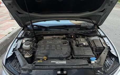 Volkswagen Passat B8 рестайлинг, 2019 год, 2 150 000 рублей, 23 фотография