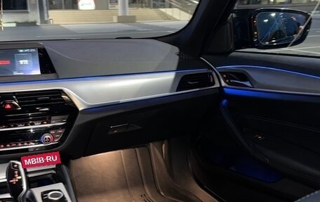 BMW 5 серия, 2018 год, 19 фотография