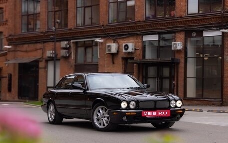 Jaguar XJ III (X350), 1998 год, 2 200 000 рублей, 9 фотография