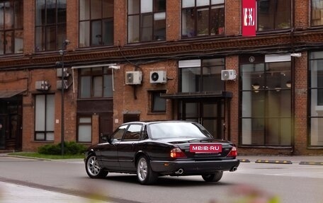 Jaguar XJ III (X350), 1998 год, 2 200 000 рублей, 10 фотография
