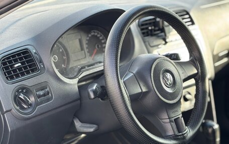 Volkswagen Polo VI (EU Market), 2011 год, 600 000 рублей, 14 фотография