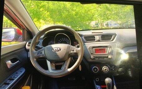 KIA Rio III рестайлинг, 2013 год, 920 000 рублей, 7 фотография