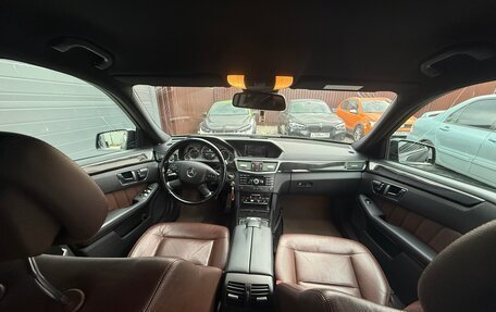 Mercedes-Benz E-Класс, 2009 год, 16 фотография