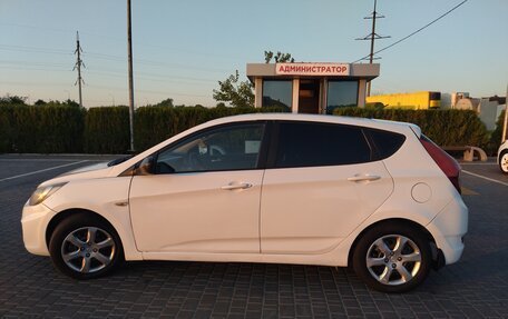 Hyundai Solaris II рестайлинг, 2013 год, 610 000 рублей, 6 фотография