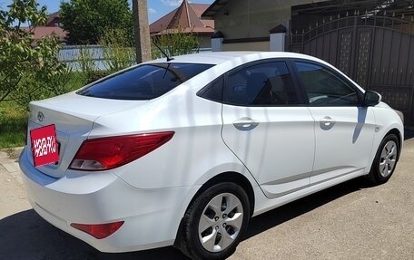 Hyundai Solaris II рестайлинг, 2016 год, 1 180 000 рублей, 3 фотография