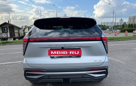 Geely Atlas, 2023 год, 2 650 000 рублей, 8 фотография