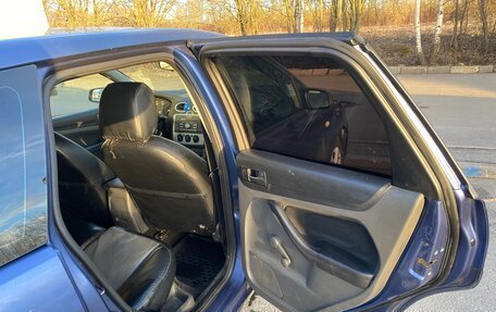 Ford Focus II рестайлинг, 2005 год, 250 000 рублей, 17 фотография