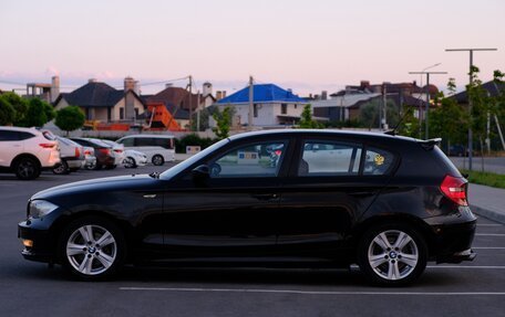 BMW 1 серия, 2007 год, 750 000 рублей, 2 фотография