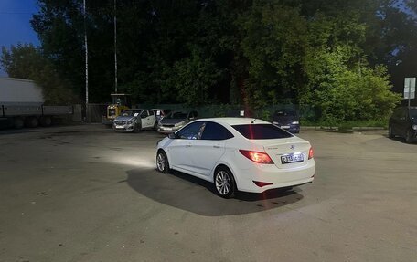 Hyundai Solaris II рестайлинг, 2016 год, 720 000 рублей, 3 фотография