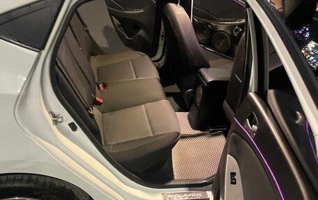 Hyundai Solaris II рестайлинг, 2016 год, 720 000 рублей, 10 фотография