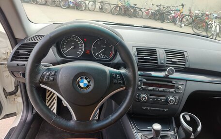 BMW 1 серия, 2008 год, 1 400 000 рублей, 11 фотография