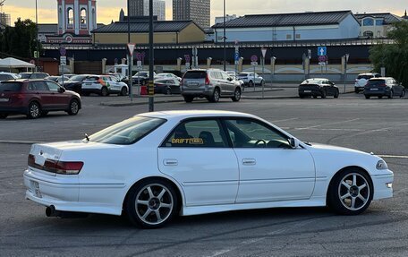 Toyota Mark II VIII (X100), 2000 год, 2 500 000 рублей, 2 фотография
