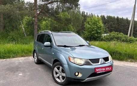 Mitsubishi Outlander III рестайлинг 3, 2008 год, 1 200 000 рублей, 3 фотография