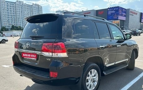 Toyota Land Cruiser 200, 2018 год, 6 000 000 рублей, 4 фотография