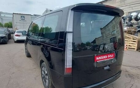 Hyundai Staria, 2024 год, 6 827 000 рублей, 4 фотография