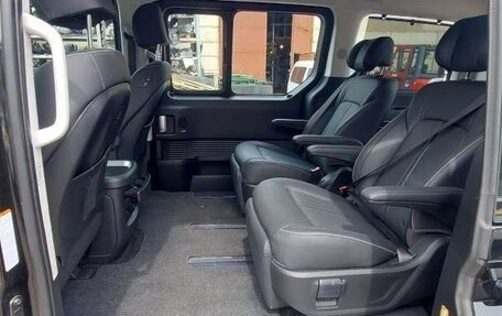 Hyundai Staria, 2024 год, 6 827 000 рублей, 7 фотография