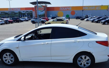 Hyundai Solaris II рестайлинг, 2013 год, 460 000 рублей, 1 фотография