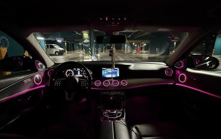 Mercedes-Benz E-Класс, 2019 год, 2 900 000 рублей, 11 фотография