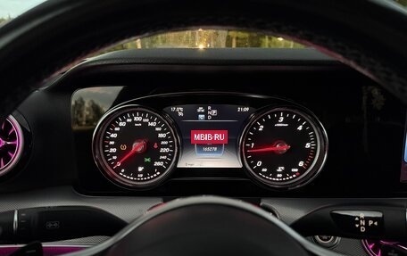 Mercedes-Benz E-Класс, 2019 год, 2 900 000 рублей, 13 фотография