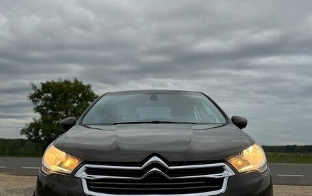 Citroen C4 II рестайлинг, 2015 год, 730 000 рублей, 2 фотография