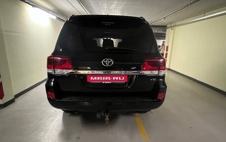 Toyota Land Cruiser 200, 2015 год, 5 850 000 рублей, 8 фотография