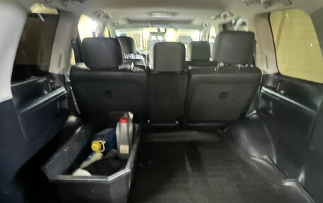 Toyota Land Cruiser 200, 2015 год, 5 850 000 рублей, 17 фотография