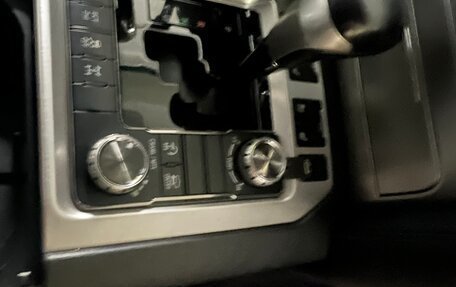 Toyota Land Cruiser 200, 2015 год, 5 850 000 рублей, 23 фотография