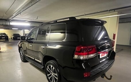 Toyota Land Cruiser 200, 2015 год, 5 850 000 рублей, 11 фотография