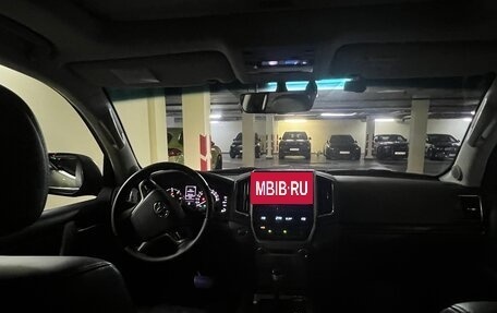 Toyota Land Cruiser 200, 2015 год, 5 850 000 рублей, 13 фотография