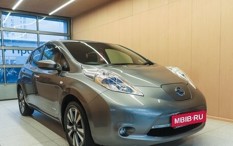 Nissan Leaf I, 2015 год, 790 000 рублей, 3 фотография