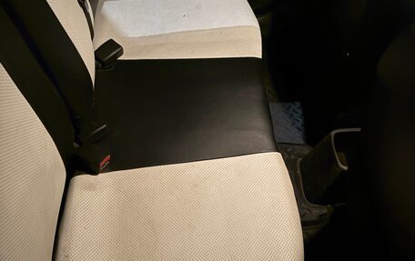 Hyundai Solaris II рестайлинг, 2011 год, 600 000 рублей, 8 фотография