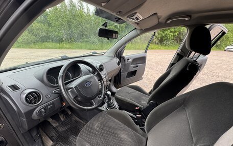 Ford Fusion I, 2005 год, 400 000 рублей, 11 фотография