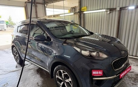 KIA Sportage IV рестайлинг, 2019 год, 2 650 000 рублей, 3 фотография