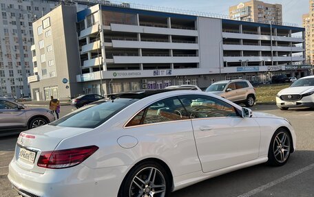 Mercedes-Benz E-Класс, 2015 год, 2 395 000 рублей, 4 фотография