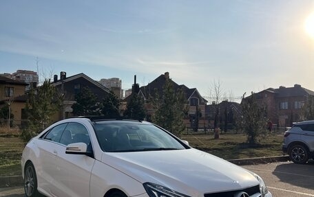 Mercedes-Benz E-Класс, 2015 год, 2 395 000 рублей, 3 фотография