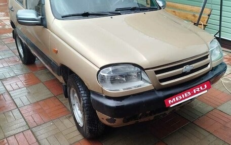 Chevrolet Niva I рестайлинг, 2005 год, 300 000 рублей, 2 фотография
