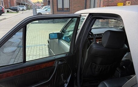 Mercedes-Benz E-Класс, 1994 год, 365 000 рублей, 11 фотография