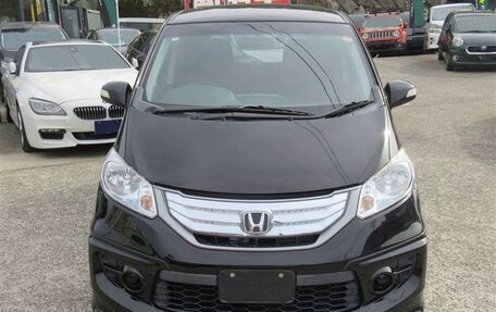 Honda Freed I, 2016 год, 843 000 рублей, 2 фотография