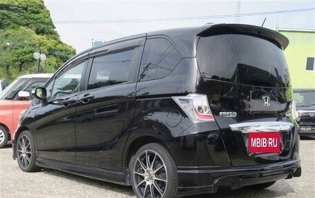Honda Freed I, 2016 год, 843 000 рублей, 6 фотография