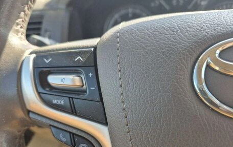 Toyota Land Cruiser 200, 2021 год, 10 200 887 рублей, 13 фотография