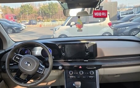 KIA Carnival, 2021 год, 2 900 000 рублей, 8 фотография