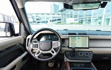 Land Rover Defender II, 2022 год, 7 900 275 рублей, 10 фотография