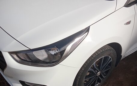 Hyundai Solaris II рестайлинг, 2019 год, 1 000 000 рублей, 5 фотография