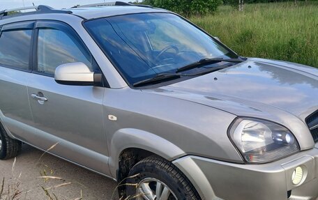 Hyundai Tucson III, 2008 год, 680 000 рублей, 3 фотография