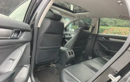 Honda Accord IX рестайлинг, 2021 год, 1 980 500 рублей, 12 фотография