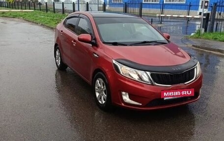 KIA Rio III рестайлинг, 2013 год, 900 000 рублей, 2 фотография