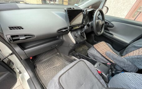 Toyota Wish II, 2010 год, 1 310 000 рублей, 6 фотография