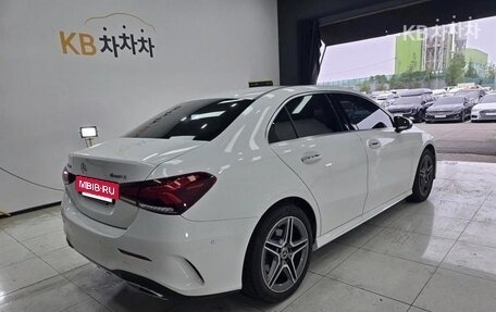Mercedes-Benz A-Класс, 2022 год, 2 970 000 рублей, 4 фотография