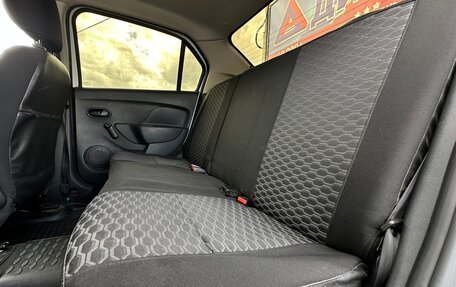 Renault Logan II, 2019 год, 930 000 рублей, 16 фотография