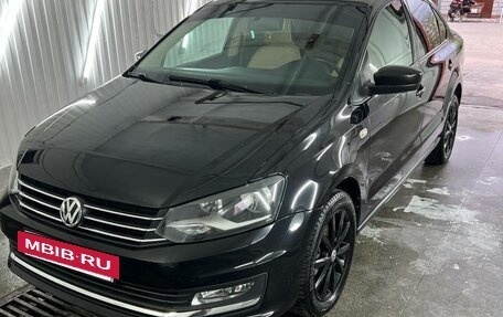 Volkswagen Polo VI (EU Market), 2018 год, 1 300 000 рублей, 2 фотография